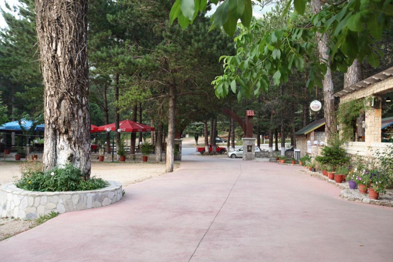Hamiti Camping Center Dukat Екстер'єр фото